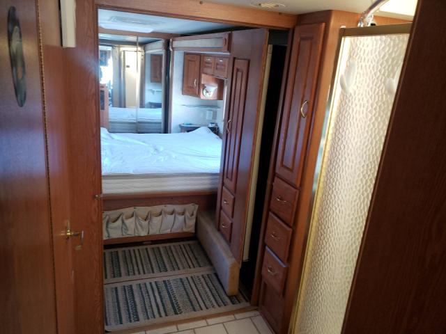 Photo 6 from auction – 2003 ROADMASTER RAIL MTRHM with VIN 1RF42464332025537