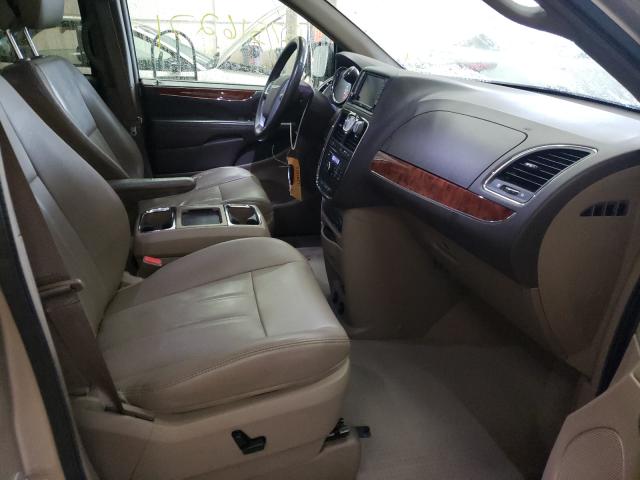 Photo 5 from auction – 2012 CHRYSLER TOWN & COU with VIN 2C4RC1CG8CR345462