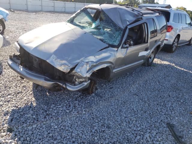 Photo 2 from auction – 2001 CHEVROLET BLAZER with VIN 1GNCS13W612131671