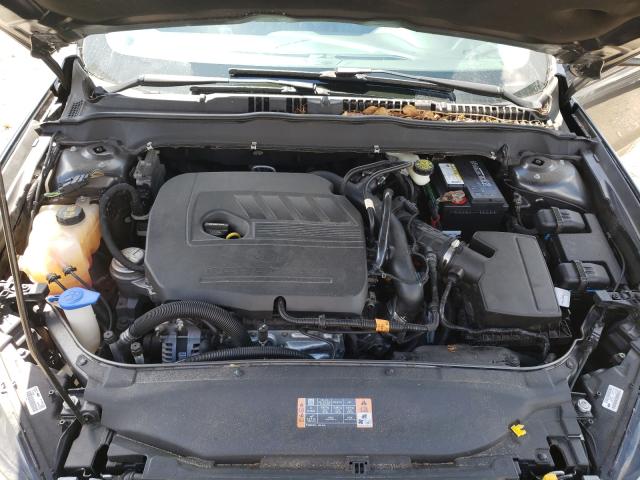 Photo 7 from auction – 2016 FORD FUSION SE with VIN 3FA6P0HDXGR201580