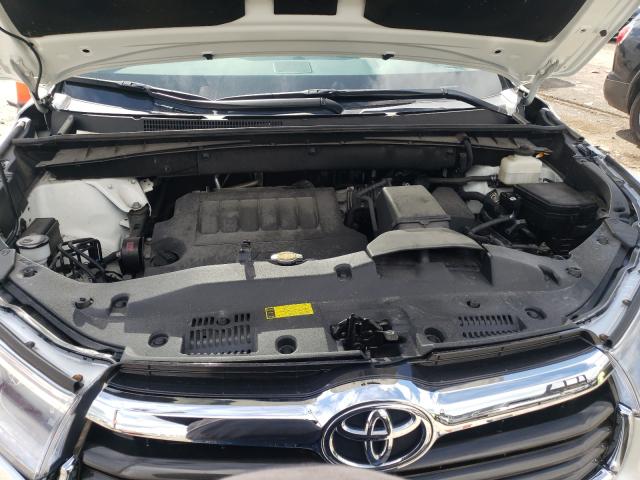 Photo 7 from auction – 2015 TOYOTA HIGHLANDER with VIN 5TDDKRFH4FS091437