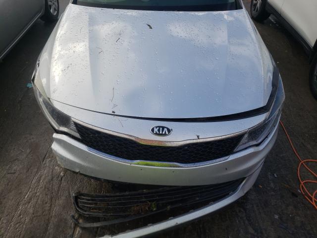 Photo 7 from auction – 2018 KIA OPTIMA LX with VIN 5XXGT4L38JG199656
