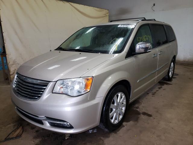 Photo 2 from auction – 2012 CHRYSLER TOWN & COU with VIN 2C4RC1CG8CR345462