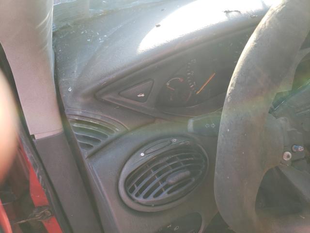 Photo 8 from auction – 2000 FORD FOCUS SE with VIN 1FAFP3434YW102735