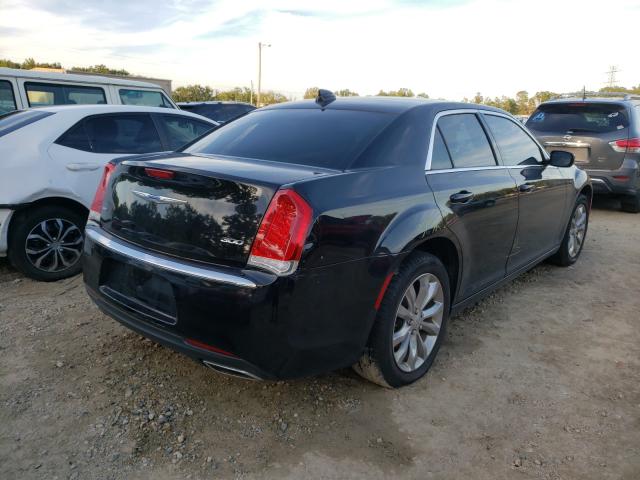 Photo 4 from auction – 2018 CHRYSLER 300 TOURIN with VIN 2C3CCARG2JH269208