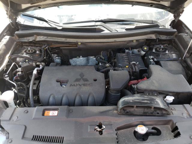 Photo 7 from auction – 2019 MITSUBISHI OUTLANDER with VIN JA4AZ3A39KZ042244