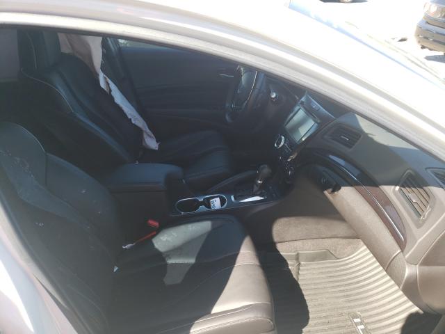 Photo 5 from auction – 2019 ACURA ILX PREMIU with VIN 19UDE2F85KA002420