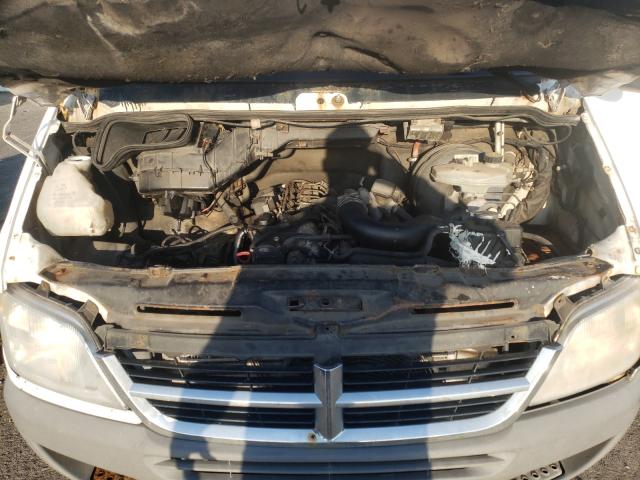 Photo 7 from auction – 2005 DODGE SPRINTER with VIN WD8PD744355816885