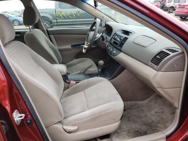 Photo 5 from auction – 2005 TOYOTA CAMRY LE with VIN 4T1BE32K75U092181