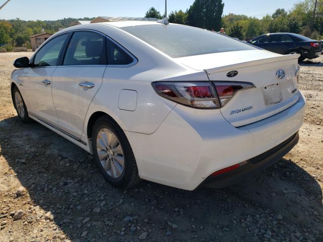 Photo 3 from auction – 2016 HYUNDAI SONATA HYB with VIN KMHE24L18GA014711