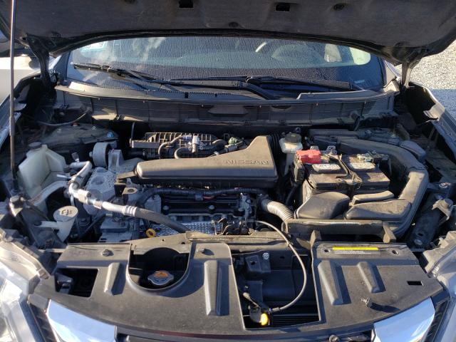 Photo 7 from auction – 2017 NISSAN ROGUE S with VIN 5N1AT2MT8HC874937
