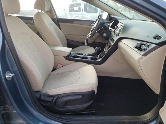 Photo 5 from auction – 2017 HYUNDAI SONATA SE with VIN 5NPE24AF9HH502689