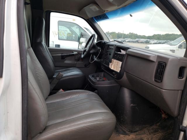 Photo 5 from auction – 2003 CHEVROLET EXPRESS G3 with VIN 1GBJG31U131107189