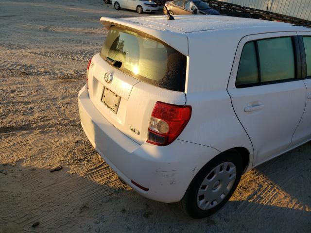 Photo 4 from auction – 2010 TOYOTA SCION XD with VIN JTKKU4B42AJ051153