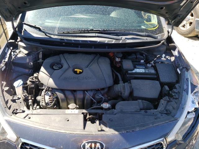 Photo 7 from auction – 2016 KIA FORTE LX with VIN KNAFK4A60G5464138