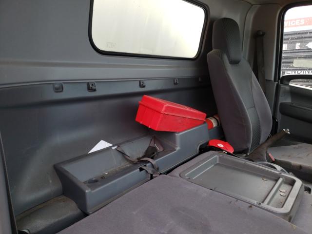 Foto 6 de la subasta – 2014 ISUZU NPR con VIN JALB4W174E7F00349