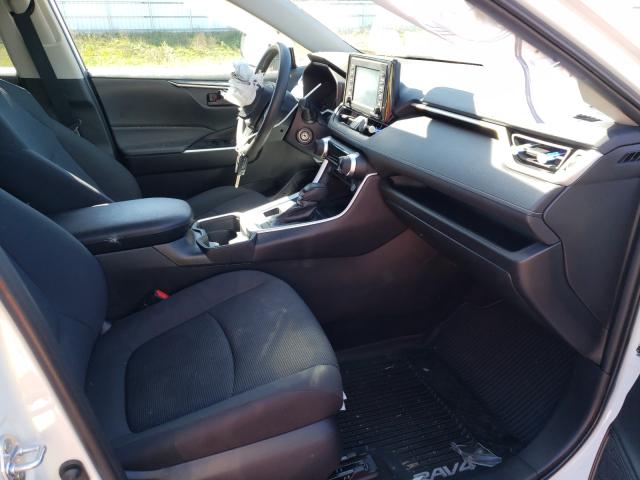 Photo 5 from auction – 2020 TOYOTA RAV4 LE with VIN 2T3G1RFV7LC114436