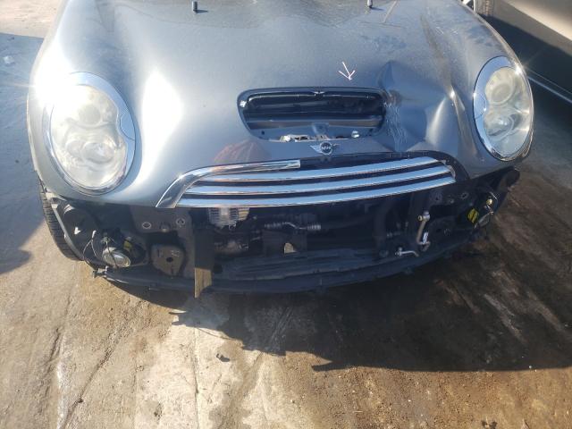 Photo 9 from auction – 2005 MINI COOPER S with VIN WMWRH33575TF84735