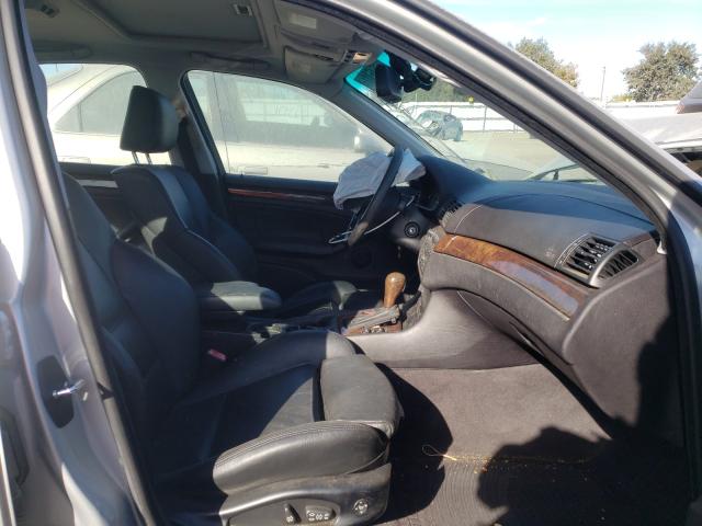 Photo 5 from auction – 2005 BMW 325 I with VIN WBAET37455NJ90098