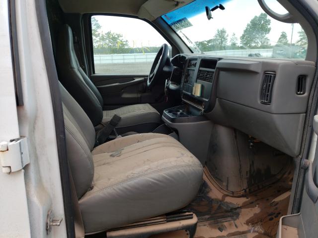 Photo 5 from auction – 2005 CHEVROLET EXPRESS G2 with VIN 1GCGG25V851170358