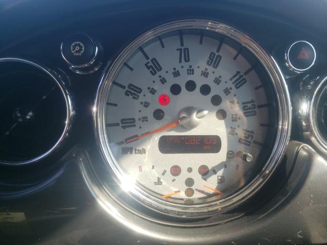 Photo 8 from auction – 2005 MINI COOPER S with VIN WMWRH33575TF84735