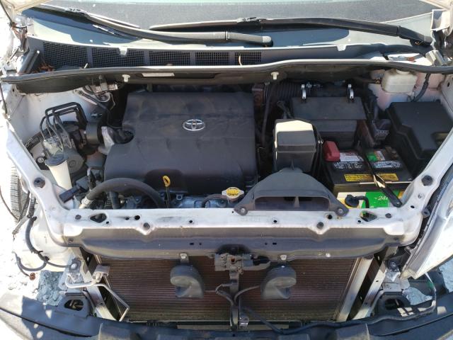 Photo 7 from auction – 2012 TOYOTA SIENNA LE with VIN 5TDKK3DC1CS262426