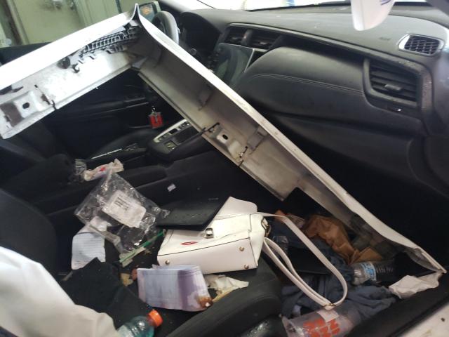 Photo 5 from auction – 2019 HONDA INSIGHT EX with VIN 19XZE4F56KE021562