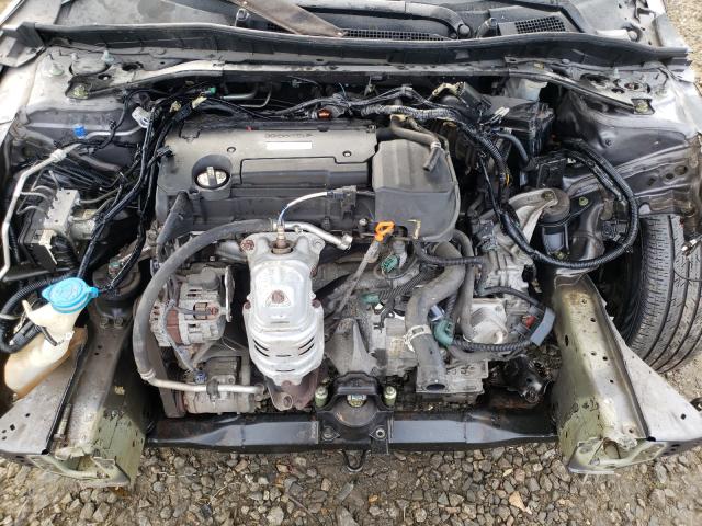 Photo 7 from auction – 2017 HONDA ACCORD with VIN 1HGCR2F51HA107907