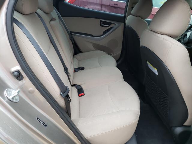Photo 6 from auction – 2016 HYUNDAI ELANTRA SE with VIN 5NPDH4AE0GH774032