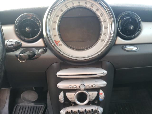 Photo 9 from auction – 2009 MINI COOPER CLU with VIN WMWML33569TX35267