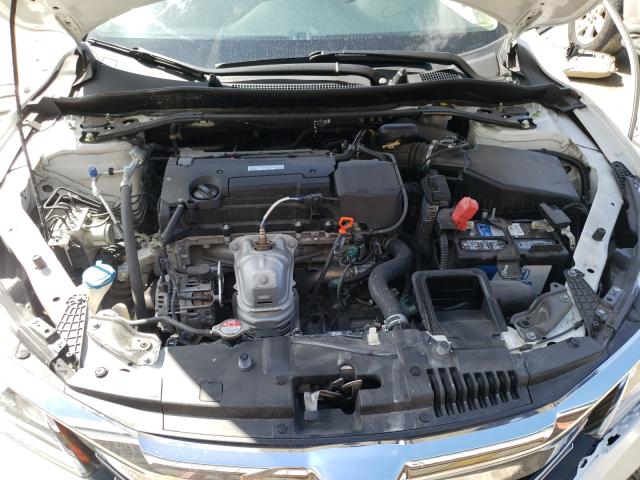 Photo 7 from auction – 2016 HONDA ACCORD EXL with VIN 1HGCR2F82GA161502