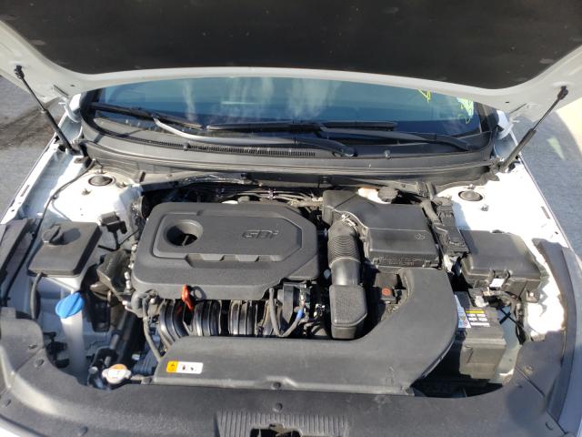Photo 7 from auction – 2017 HYUNDAI SONATA SE with VIN 5NPE24AFXHH594038