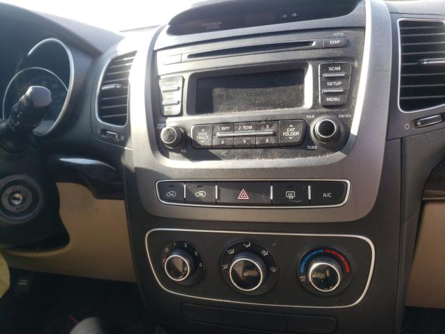 Photo 9 from auction – 2014 KIA SORENTO LX with VIN 5XYKTDA75EG426223