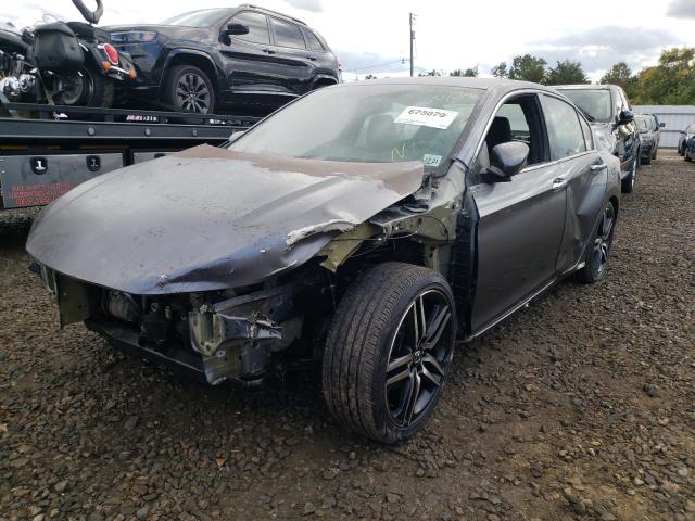 Photo 2 from auction – 2017 HONDA ACCORD with VIN 1HGCR2F51HA107907