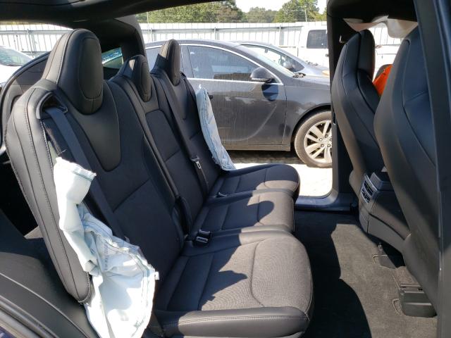 Photo 6 from auction – 2018 TESLA MODEL X with VIN 5YJXCDE25JF129555