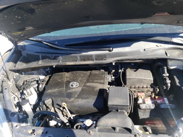 Photo 7 from auction – 2017 TOYOTA SIENNA XLE with VIN 5TDYZ3DC9HS796206