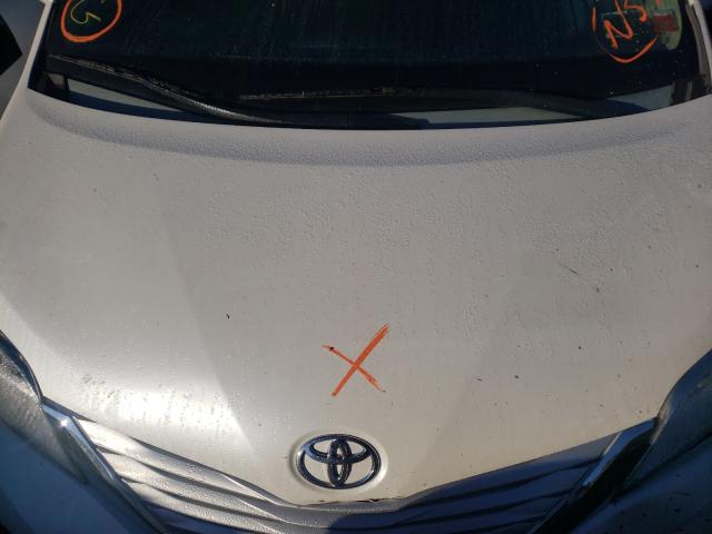 Photo 7 from auction – 2013 TOYOTA SIENNA XLE with VIN 5TDDK3DC9DS068480