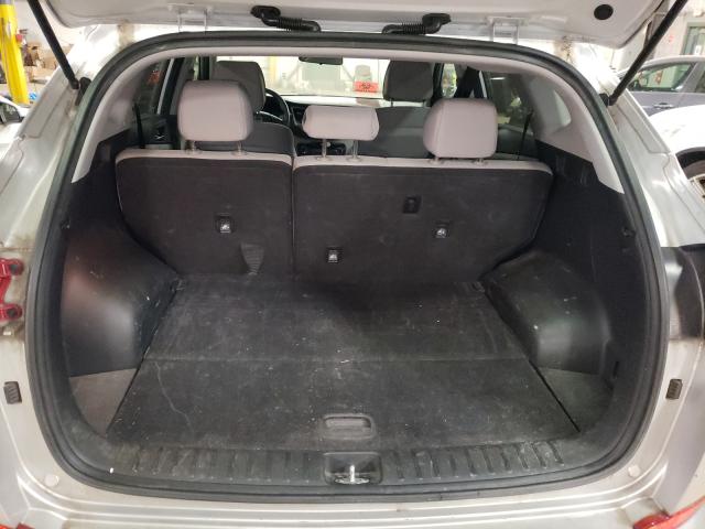Photo 9 from auction – 2017 HYUNDAI TUCSON LIM with VIN KM8J3CA45HU476582