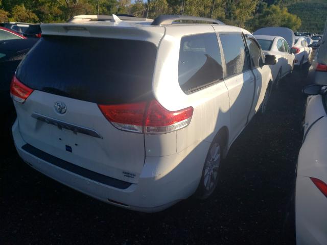 Photo 4 from auction – 2013 TOYOTA SIENNA XLE with VIN 5TDDK3DC9DS068480