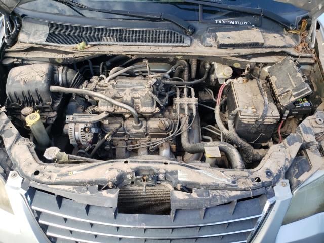 Photo 7 from auction – 2010 CHRYSLER TOWN & COU with VIN 2A4RR5D1XAR206778