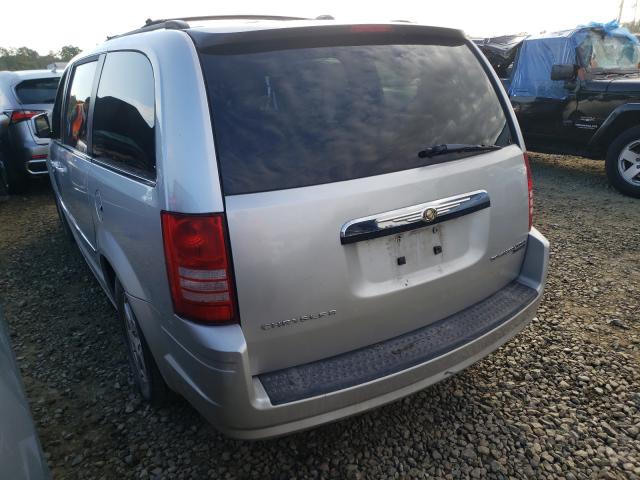 Photo 3 from auction – 2010 CHRYSLER TOWN & COU with VIN 2A4RR5D1XAR206778