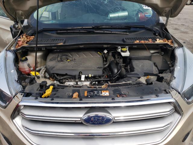 Photo 7 from auction – 2017 FORD ESCAPE SE with VIN 1FMCU0GD4HUB99211