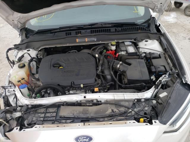 Photo 7 from auction – 2017 FORD FUSION SE with VIN 3FA6P0HD4HR241820
