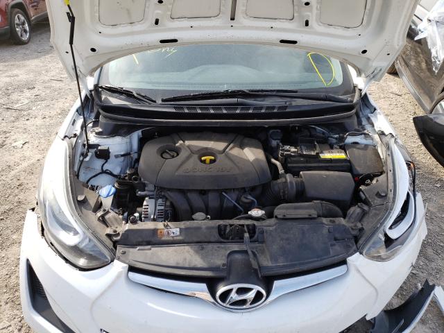 Photo 7 from auction – 2016 HYUNDAI ELANTRA SE with VIN 5NPDH4AE1GH758891