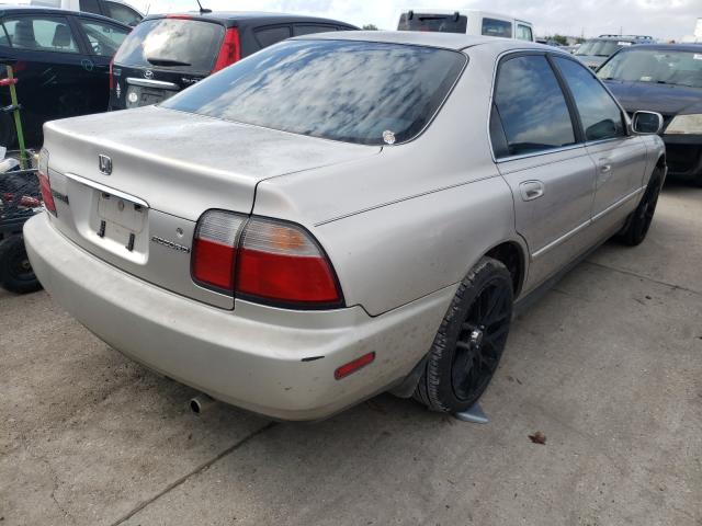 Photo 4 from auction – 1997 HONDA ACCORD VAL with VIN 1HGCD5688VA157628