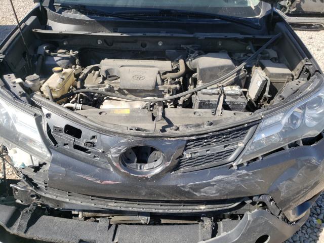 Photo 7 from auction – 2014 TOYOTA RAV4 XLE with VIN JTMRFREV4ED064959