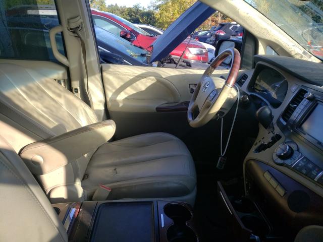 Photo 5 from auction – 2013 TOYOTA SIENNA XLE with VIN 5TDDK3DC9DS068480