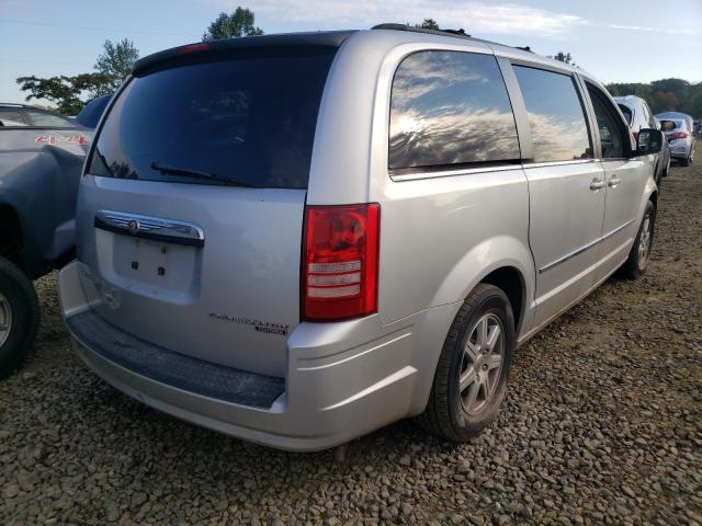 Photo 4 from auction – 2010 CHRYSLER TOWN & COU with VIN 2A4RR5D1XAR206778