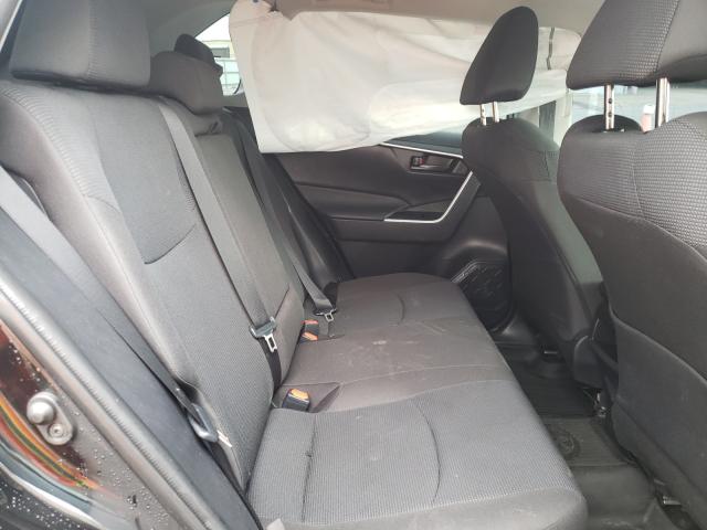 Photo 6 from auction – 2021 TOYOTA RAV4 LE with VIN 2T3F1RFVXMC160582