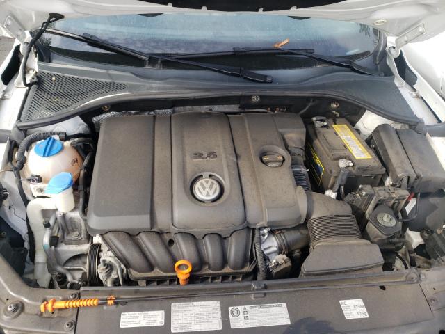 Photo 7 from auction – 2012 VOLKSWAGEN PASSAT SE with VIN 1VWBP7A31CC028430